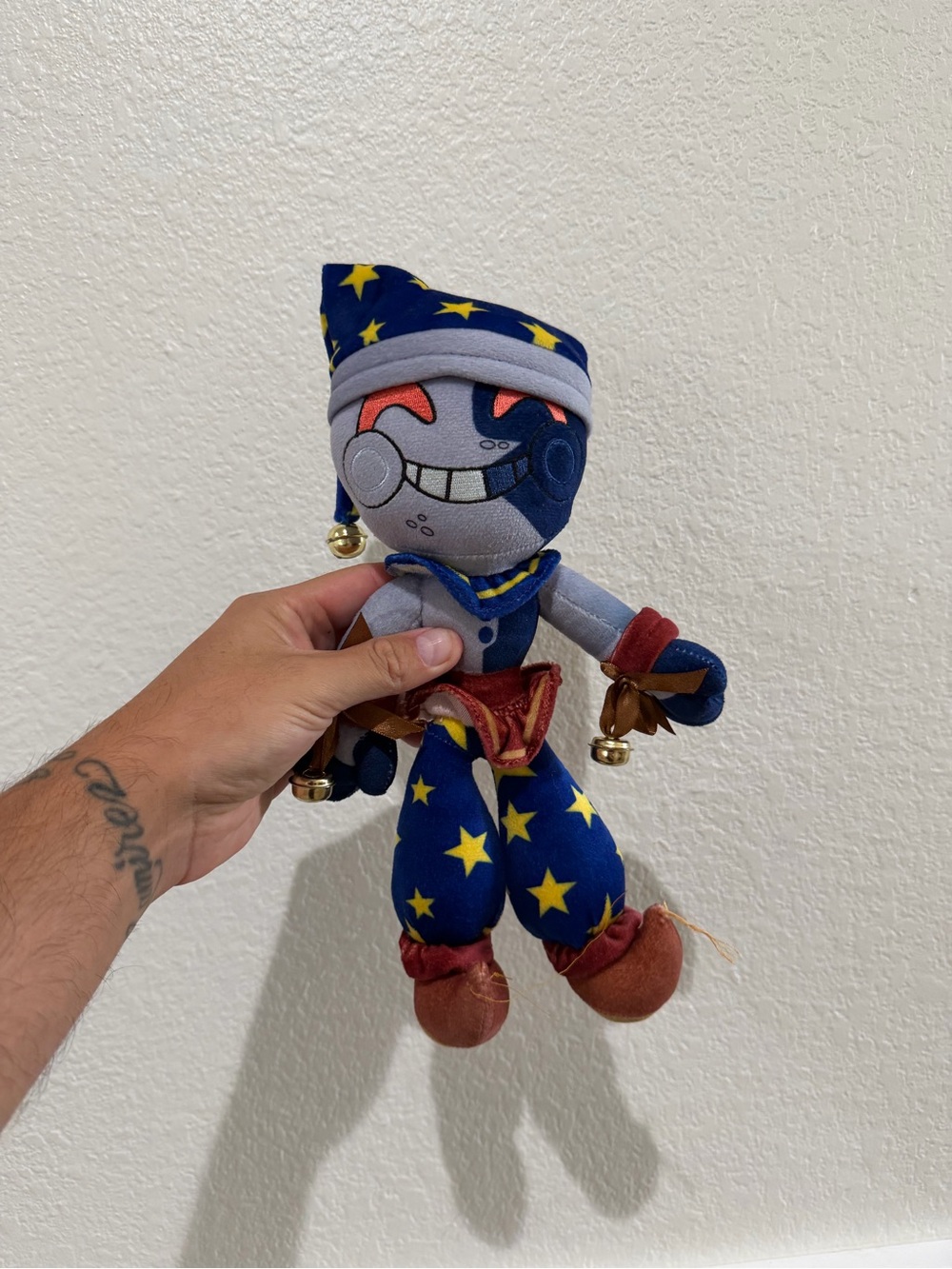 Youtooz "Shoulder Rider" plush